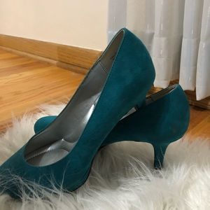 Teal Colored Pumps